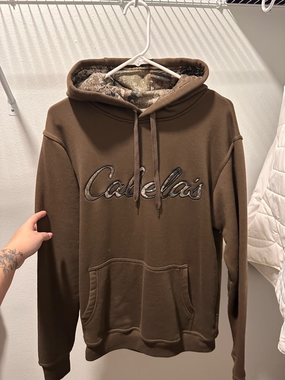 Cabela's Men's Brown Crewneck Hoodie with Camo Lining